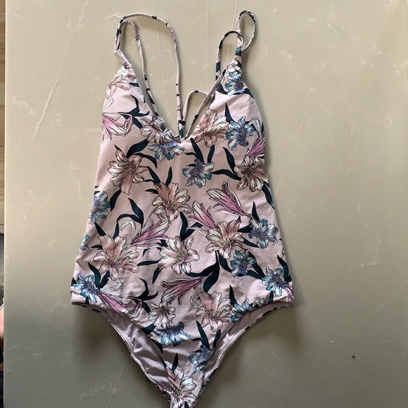 O’Neill Darlene one piece - Picture 3 of 4